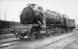 Carte-Photo  -  Locomotives Du P.O.  -  Machine N° 5802   -  Chemin De Fer  - - Equipo