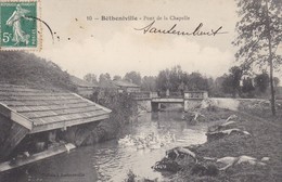 51. BETHENIVILLE. CPA. PONT DE LA CHAPELLE. LAVOIR ET LAVANDIÈRE. ANNÉE 1908 - Bétheniville