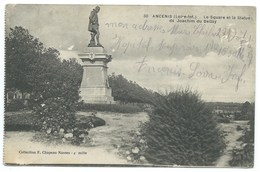 CPA ANCENIS / LE SQUARE ET LA STATUE DE JOACHIM DU BELLAY / 1915 / CACHET HOPITAL TEMPORAIRE - Ancenis