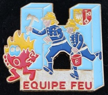 SAPEURS POMPIERS DES HUG - HÔPITAL UNIVERSITAIRE DE GENEVE - EQUIPE FEU - SUISSE -      (21) - Pompiers