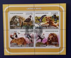 GUINEE BISSAU, Lions Et Oiseaux, PAPILLONS, Feuillet 4 Valeurs émis En 2008. Oblitéré, Used. - Felinos