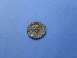 CARAUSIUS  ( 287 - 293) AD  -  AE   4,01 Gr  -  25 Mm  -  Camalodinum - Colchester -  V.Z. SUPER! - A.Z. Dubbelslag - La Tétrarchie (284 à 307)