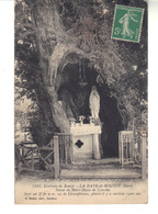 CPA -Environ De Routot - La Haye-de-Routot (Eure). Statue De Notre Dame De Lourdes  Dans Un If. - Routot