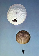 PARACHUTISME - Descente Automatique - Parachutting