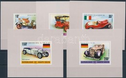 ** 1975 Autók Sor Vágott Blokkformában,
Cars Set In Imperforated Blockform
Mi 563-567 - Autres & Non Classés