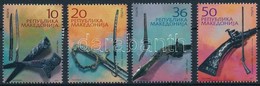 ** 2004 Fegyver Sor,
Weapon Set
Mi 309-312 - Altri & Non Classificati