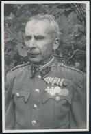 Horthy-korszak Idős Tartalékos Hadnagya Kitüntetésekkel, Fotó, 8,5×6 Cm - Other & Unclassified
