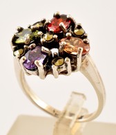 Ezüst(Ag) Színes Kövekkel Díszített Gyűrű, Jelzett, Méret: 53, Bruttó: 4,7 G - Autres & Non Classés