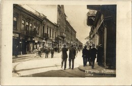 T2 1925 Ungvár, Uzshorod, Uzhorod; Korzó, Dávid Mannheimer, Menyhért Markovits üzlete, Kerékpáros / Corso, Street View W - Unclassified