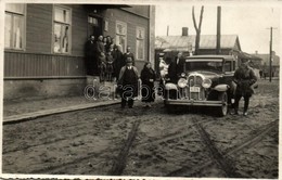 * T2 1933 Kaunas, Kowno (?); Street With Wooden Houses, Photo - Unclassified