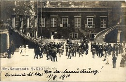 T2 1910 Wiener Neustadt, Vor Den Ausmusterung / Austro-Hungarian K.u.K. Soldiers Retirement Event. Photo - Non Classificati