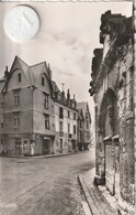 37- Très Belle Carte Postale Semi Moderne De TOURS   Place Foire Le Roi - Tours