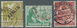 Nachlässe: 1872/1990, Sammlernachlass In 5 Alben Und Diversen Steckkarten. Dabei Eine Berlinsammlung - Kilowaar (min. 1000 Zegels)