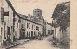 Secondigny En Gatine - La Grande Rue - Secondigny