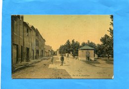 TRETS-la  Rue De La République - Animée  -années 1910-20 édition Decomis - Trets