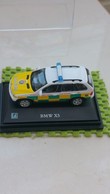 Hongwell - Bmw X5 British Ambulance. 1:76 - Escala 1:76