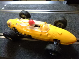 SCALEXTRIC Triang FERRARI 156 Amarillo N 22 Guia Movil Made In Spain - Circuits Automobiles