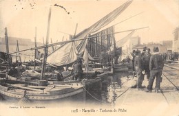 13-MARSEILLE- TARTANES DE PÊCHE - Vecchio Porto (Vieux-Port), Saint Victor, Le Panier