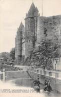 56 - JOSSELIN - Les Formidables Tours Du Château - Josselin