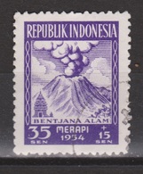 Indonesie 120 Used ; Vulkaan, Volcano, Volcan, Gunung Merapi 1954 NOW MANY STAMPS INDONESIA VERY CHEAP - Volcanos