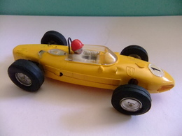 SCALEXTRIC FERRARI V 6 SHARNOSE TRIANG // AMARILLO N 1 GUIA FIJA  // MADE IN SPAIN - Circuiti Automobilistici