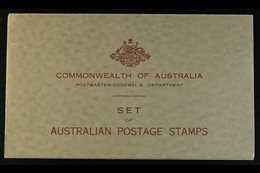 1934 PRESENTATION PACK  A Grey Green Folder Inscribed "Commonwealth Of Australia / Postmaster-General's Department / Set - Autres & Non Classés