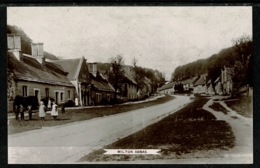 Ref 1306 - Real Photo Postcard - Village Centre - Milton Abbas Dorset - Autres & Non Classés