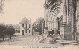 LESCAR La Place De L'Eglise 883LL - Lescar