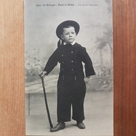 Pont-l'Abbé.un Jeune Bigouden.costume Breton.édition Villard 1952 - Pont L'Abbe