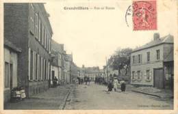 60 - GRANDVILLIERS - Rue De Rouen Animée 1906 - Grandvilliers