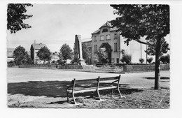 57 HAGONDANGE  MONUMENT AUX MORTS   2 SCANS - Hagondange