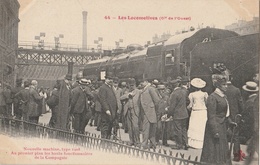 LOCOMOTIVE ( Ouest ) Nouvelle Machine Type 1908 - Au Premier Plan Les Hauts Fonctionnaires De La Compagnie - Trenes