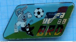 USSR / Badge / Soviet Union / UKRAINE Football UEFA European Championship Germany EURO'88 Talisman Rabbit 1988 - Calcio