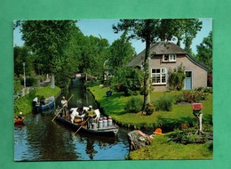 Hollande Nederland Overijssel Giethoorn Veevervoer Per Punter Transport De Betail - Giethoorn