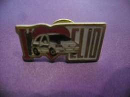 Delcampe - Pin's J'aime Ma Renault CLIO (avec Défaut) @ PINS 27 Mm X 13 Mm - Renault