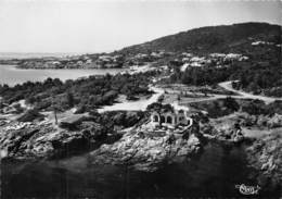 83-LES-ISSAMBRES- L'HÔTEL " LA CIGALE " VUE AERIENNE - Les Issambres