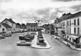 71-MONTCEAU-LES-MINES-PLACE DE LA GARE - Montceau Les Mines