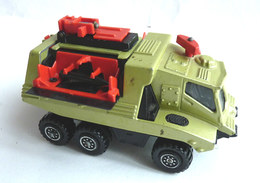 VOITURE - AUTOMOBILE -  MATCHBOX ADVENTURES 2000 - CAMION Battle Kings K-111 - Lance-missiles - Matchbox