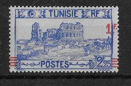 TUNISIE - 1940 - YVERT N° 226 VARIETE SURCHARGE à CHEVAL ** MNH - COTE MAURY = 55 EUR. - Nuevos