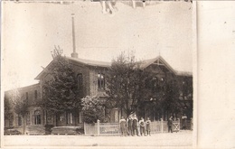 UELZEN Tischlerei Stellmacherei Mitarbeiter Mit Werkzeug Vor Der Werkstatt Gelaufen 21.6.1913 Original Private Fotokarte - Uelzen