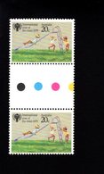 790166951  SCOTT 712  POSTFRIS  MINT NEVER HINGED EINWANDFREI  (XX) - CHILDREN PLAYING GUTTERPAIR - Mint Stamps
