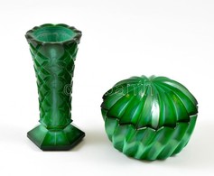 Malachit üveg Bonbonier, Jelzés Nélkül, Hibátlan, D: 8,5 Cm + Malachit üveg Mini Váza, Jelzés Nélkül, Kis Csorbával, M:  - Glass & Crystal