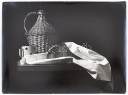 Cca 1960 Dr. Lajos Sándor (Szeged): Csendélet, Feliratozott Vintage Fotóművészeti Alkotás, Sarkán Törésnyommal, 30x40 Cm - Sonstige & Ohne Zuordnung