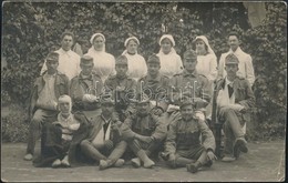 Cca 1914-1918 Ápolók és ápoltak, Fotólap, 9×14 Cm - Otros & Sin Clasificación