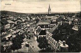 T2 1915 Torda, Turda; Utcakép, Piaci árusok, Református Templom, üzletek. Kiadja Füssy József / Street View, Market Vend - Ohne Zuordnung