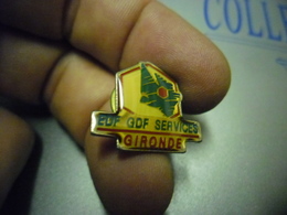 Pin's EDF GDF Services GIRONDE (33) @ 22 Mm X 20 Mm - EDF GDF