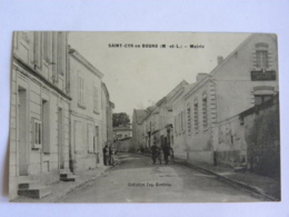 CPA (49) Maine Et Loire -   SAINT CYR En BOURG - Mairie - Autres Communes