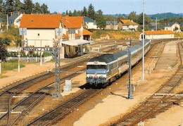 EYGURANDE-MERLINES - Train En Gare CC 72071 En Tête Du Ventadour - Ligne De Lyon à Bordeaux - Cliché René Gibiat - Eygurande