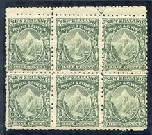 1901 ½d Mount Cook - A Lovely Top Marginal Block Of Six Showing Part Marginal Arrow And Perf. 11 Correcting A Widely Mis - Sonstige & Ohne Zuordnung