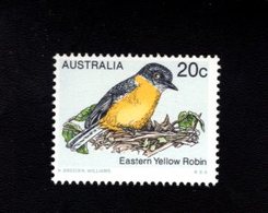 791661989 SCOTT 716 POSTFRIS  MINT NEVER HINGED EINWANDFREI  (XX) - BIRD - EASTERN YELLOW ROBIN - Mint Stamps